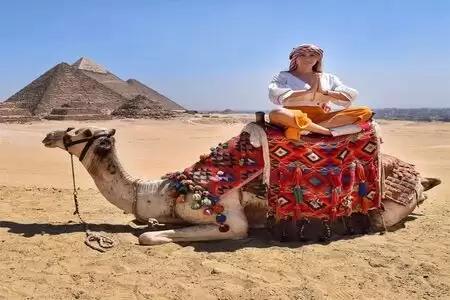Day tour to giza pyramids with camel ride and egyptian museum in cairo